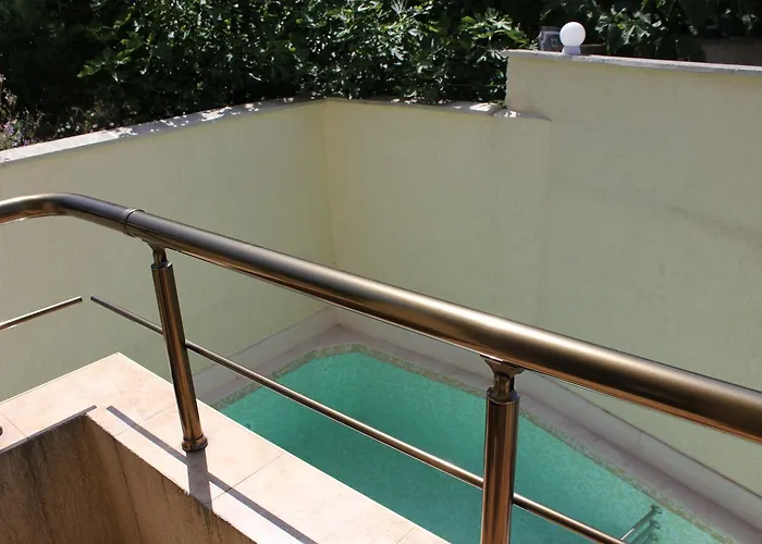 Radik Otel Süzebolu